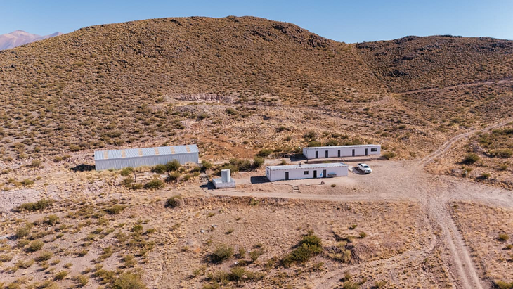 PSJ Cobre Mendocino se ubica a 37 km de Uspallata y 97 km de la ciudad de Mendoza. Representa la primera iniciativa de cobre a mediana escala en la provincia y uno de los proyectos más relevantes del país. PSJ Cobre Mendocino se ubica a 37 km de Uspallata y 97 km de la ciudad de Mendoza. Representa la primera iniciativa de cobre a mediana escala en la provincia y uno de los proyectos más relevantes del país.
