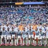 El plantel de Uruguay es casi siete veces más caro que el de Cabo Verde. El plantel de Uruguay es casi siete veces más caro que el de Cabo Verde.