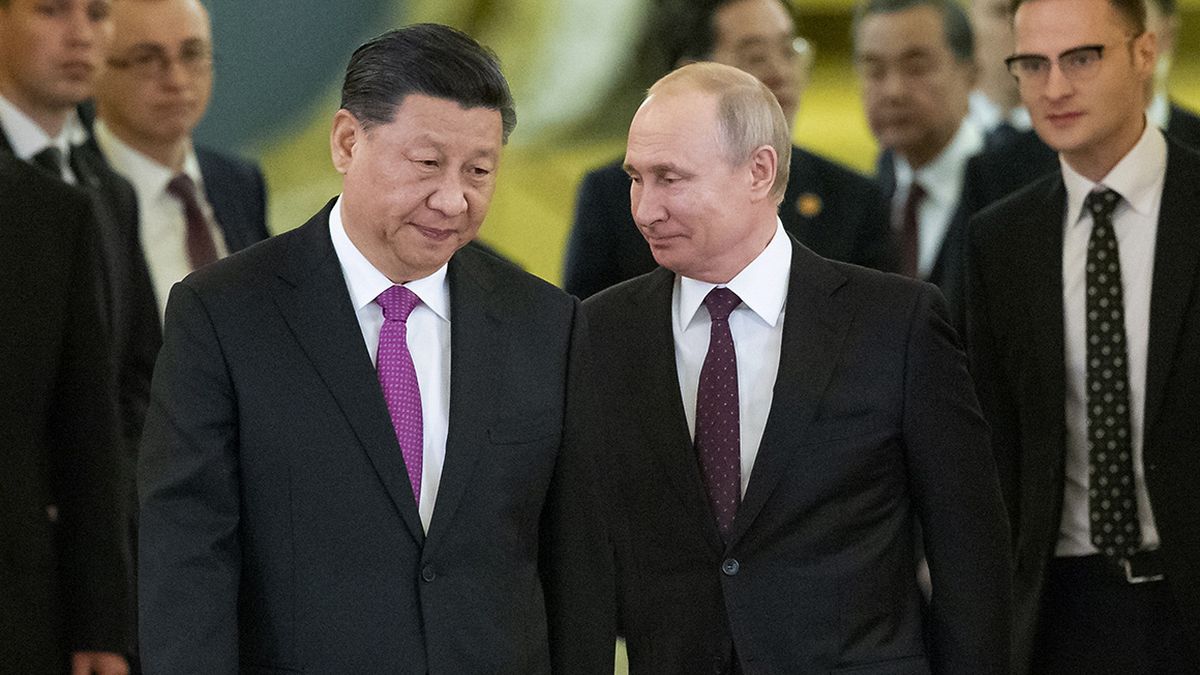 China denies the US and denies that Russia asked for weapons