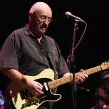 Mason tenía 79 años. Mason tenía 79 años.