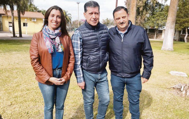 bendición. El gobernador Casas definió la fórmula Quintela-López para las elecciones provinciales, que serán unidas con las nacionales.