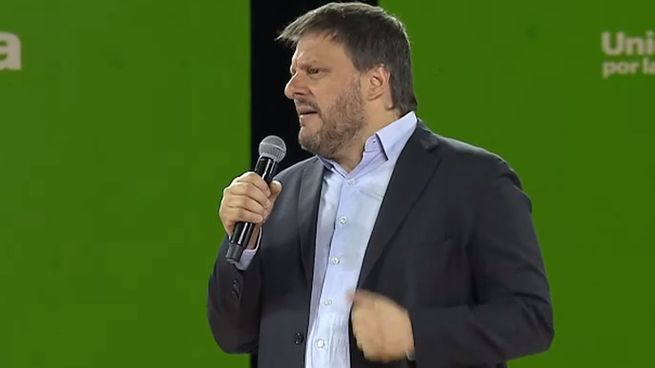 El candidato a legislador por Es ahora Buenos Aires, Leandro Santoro, presentará un libro con críticas al oficialismo porteño.&nbsp;