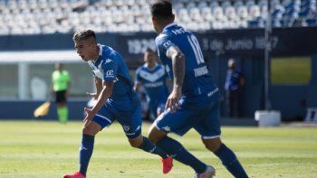 Vélez consiguió un agónico empate ante Gimnasia en el Bosque.