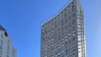 El edificio Sudamérica emerge entre otros rascacielos, fue uno de los más altos en su tiempo (Foto Gentileza:&nbsp;@BuenosAiresalPaso)