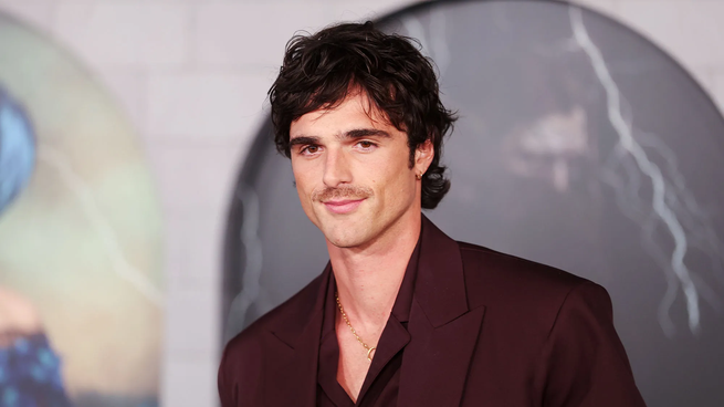 Jacob Elordi consolidó su carrera con títulos como Euphoria, Saltburn y la nueva versión de Cumbres borrascosas junto a Margot Robbie.