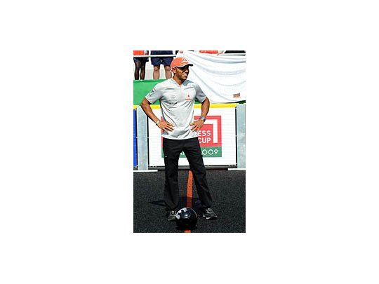 Hamilton ya está en Monza para enfrentar la carrera del próximo domingo.