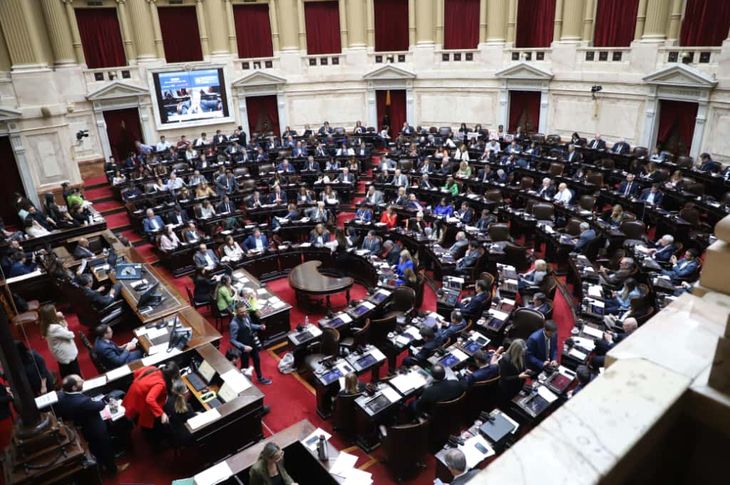 La Cámara de Diputados sesiona por $LIBRA. La Cámara de Diputados sesiona por $LIBRA.