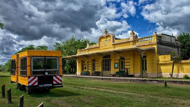 Estación de tren de Plomer, Provincia de Buenos Aires