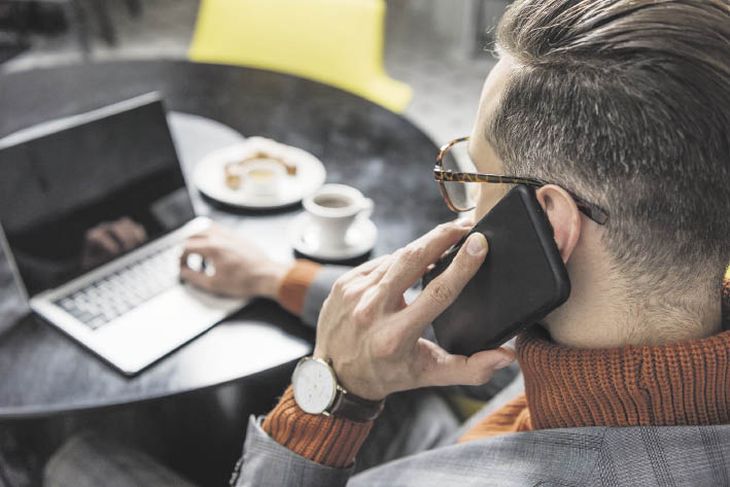 Boom. Es evidente el auge de la telefonía móvil, ya sea para llamadas, como uso de aplicaciones y de redes.