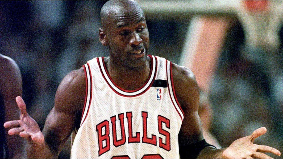 Michael Jordan returns to the NBA with a juicy salary
