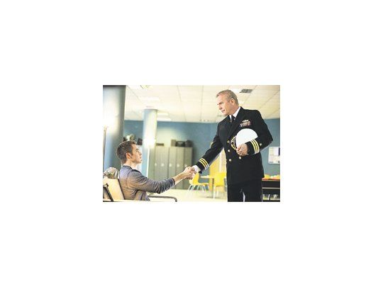 El gran héroe de esta resurrección de Jack Ryan (bien actuada, con especial lucimiento de Kevin Costner) es Kenneth Branagh que no sólo la dirige estupendamente sino que compone un memorable villano.