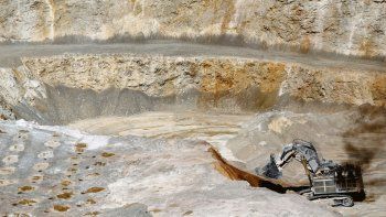 barrick extendio 10 anos la vida util de la mina de oro veladero