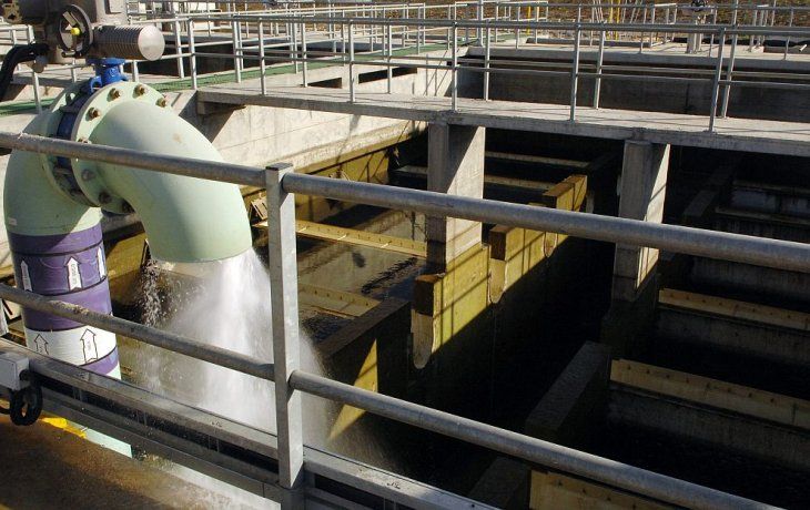 El método israelí: cómo superó la crisis del agua y construye plantas que le quitan la sal al mar