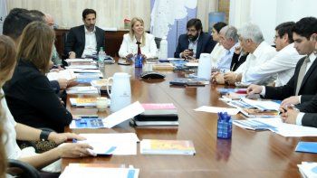 Los equipos técnicos de las provincias y de Nación coincidieron en la importancia de avanzar en la&nbsp;elaboración de un marco normativo estable.&nbsp;