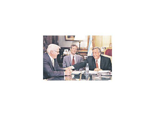El ministro alemán Frank Steinmeier aseguró ayer al gobierno argentino que su país facilitará las presentaciones.