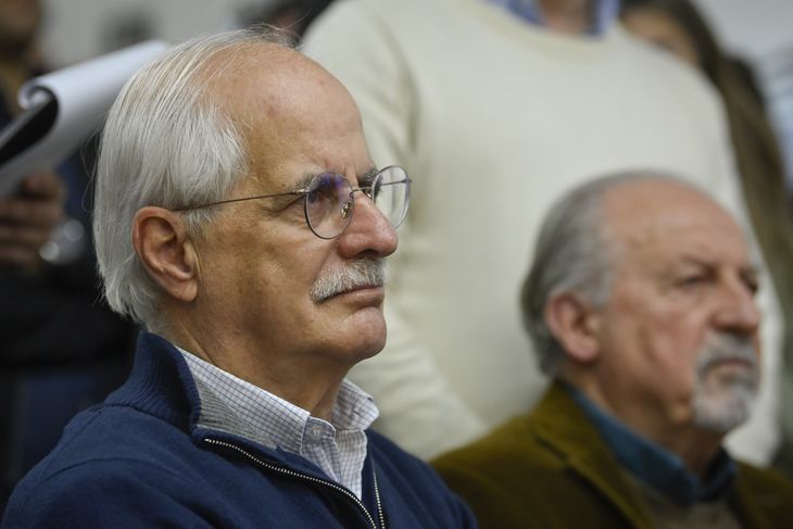 El primer candidato a diputado nacional de Fuerza Patria, Jorge Taiana. Detrás, Hugo Yasky. El primer candidato a diputado nacional de Fuerza Patria, Jorge Taiana. Detrás, Hugo Yasky. 