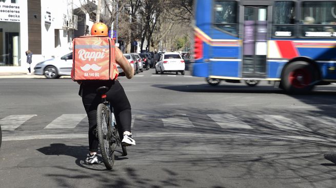 La Corte rechazó los recursos extraordinarios presentados por las empresas y dejó firme una sanción superior a los $16.400.000 contra Rappi, además de convalidar las actuaciones administrativas en el caso de Pedidos Ya.