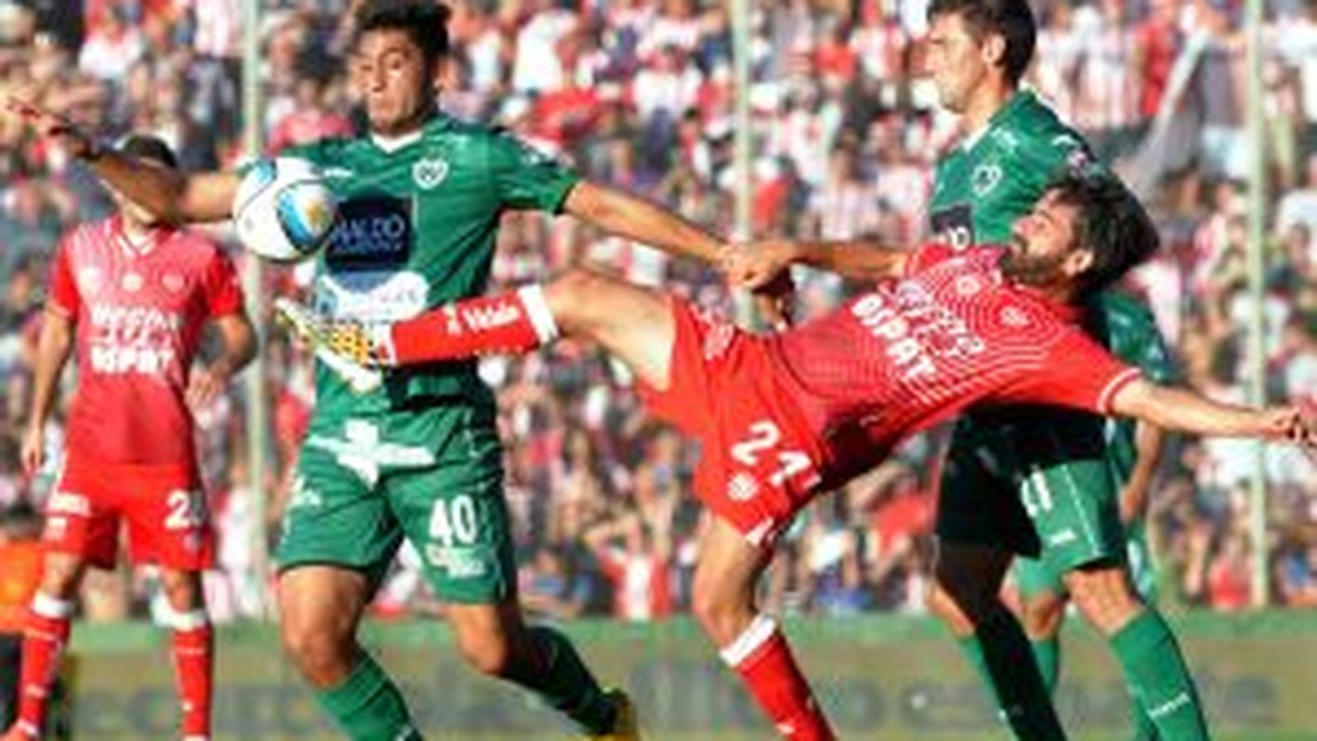 Unión receives Sarmiento de Junín this Thursday: schedule, TV and formations