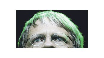ámbito.com | El ex alcalde de Bogotá Antanas Mockus sigue liderando las encuestas para las elecciones presidenciales colombianas del 30 de mayo. Sin embargo, algunos estudios indican que la sorprendente ventaja que le había sacado en las últimas semanas a Juan Manuel
