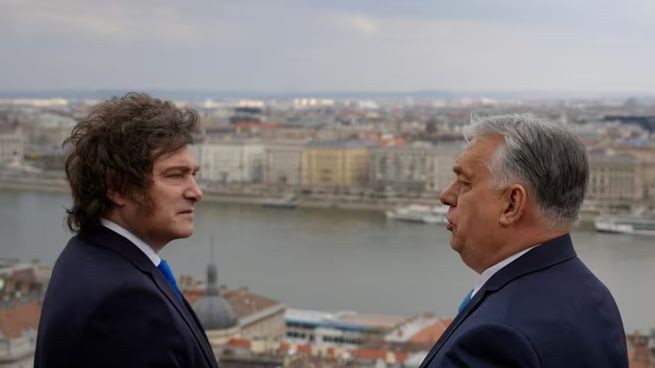 Milei se encuentra en Budapest donde expondrá en la cumbre CPAC.