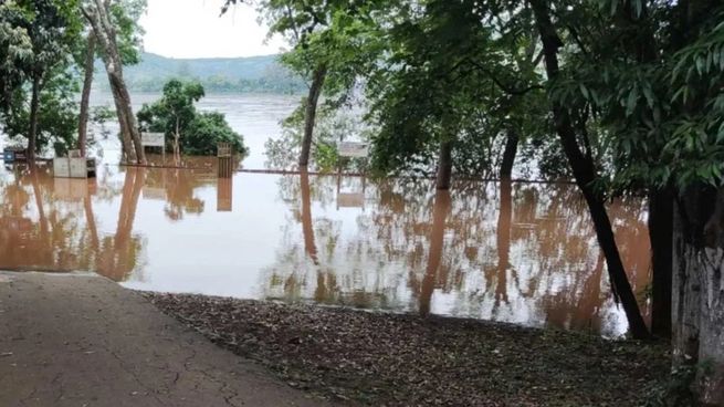  Los municipios se mantienen en alerta por las crecidas. 