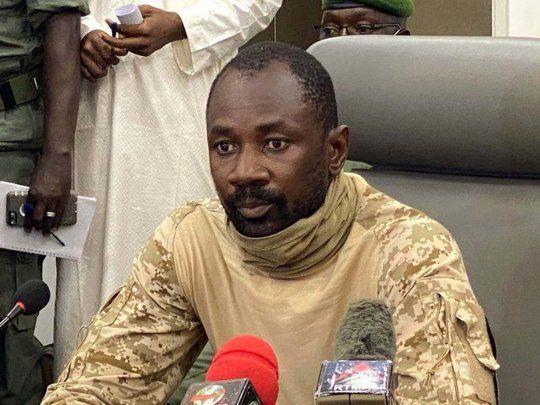 Assimi Goita dirige Malí desde e golpe de Estado de mayo.