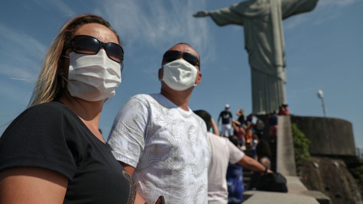 Brazil notified that it already has five cases of the Omicron variant in its territory