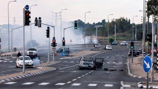 Durante la noche, la aviación israelí atacó bloques de viviendas, túneles, una mezquita y casas de funcionarios de Hamás en Gaza