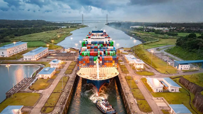 El Canal de Panamá festeja 110 años.