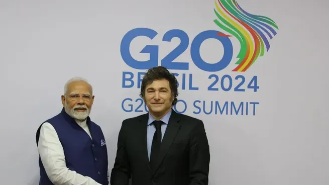 Javier Milei recibirá a Narendra Modi este sábado.