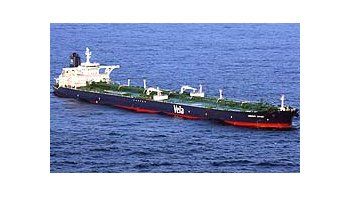 El buque petrolero Sirius Star con una carga de u$s 100 millones en petróleo.