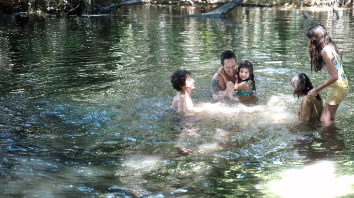 Las vacaciones familiares no van a salir como todos esperaban, pero las risas no van a faltar.