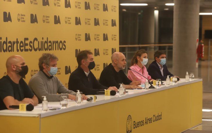 ámbito.com | PAG12-OK-PETUNCHI.jpg