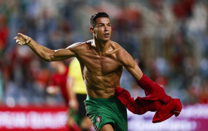 la emotiva carta de cristiano ronaldo que revoluciono las redes tras su nuevo record