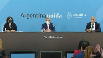 alberto fernandez: hay que trabajar para que los jovenes que dejaron el colegio vuelvan a la escuela