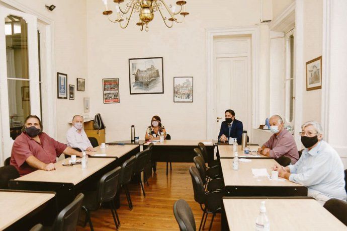 Pasos. El ministro Trotta mantuvo ayer encuentros con referentes gremiales para avanzar en la discusión salarial.&nbsp;