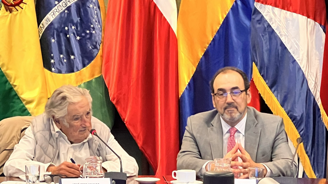 El expresidente José Mujica llamó a mejorar la apertura comercial en América Latina.