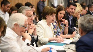 La diputada Blanca Osuna, presidente de la Comisión de Educación, participó del debate en Presupuesto y Hacienda.