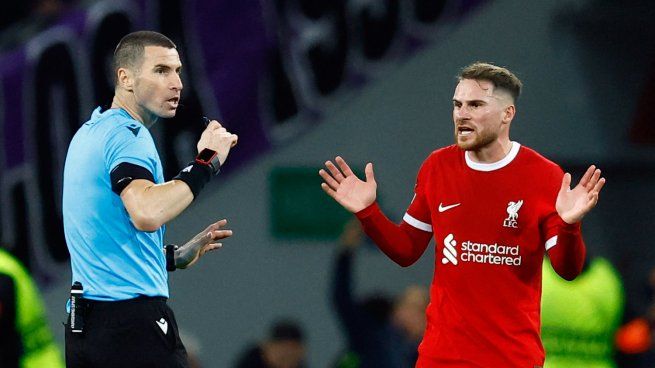 Derrota. Alexis Mac Allister fue titular en la primera caída de Liverpool en la Europa League. 