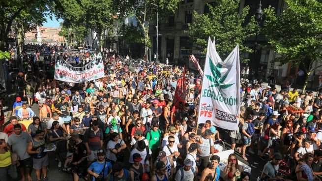 La doceava edición de la marcha congregó a multitudes en el epicentro porteño.&nbsp;