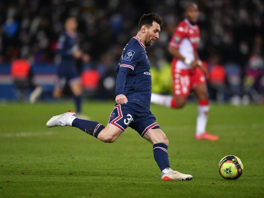Lionel Messi asistió a Kylian Mbappe en el triunfo de PSG ante Mónaco.