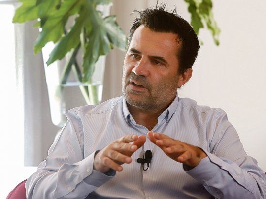 Darío Martínez.