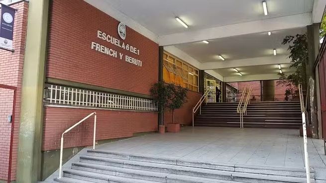 Escuela Primaria N° 6 en Basavilbaso 1295.