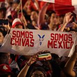 Chivas anunció que se agotaron los boletos para el partido de vuelta ante Cruz Azul en el Estadio Jalisco. Chivas anunció que se agotaron los boletos para el partido de vuelta ante Cruz Azul en el Estadio Jalisco.