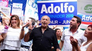 enfrentado con su hermano, adolfo rodriguez saa ira por la gobernacion