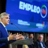 Martín Llaryora se pronunció sobre la situación actual de la industria automotriz Martín Llaryora se pronunció sobre la situación actual de la industria automotriz