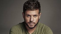 Pablo López, uno de los cantantes que más conmueve con su historia.