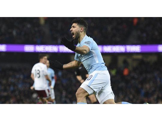 El City se acostumbra a los goles de Agüero y accedió a una nueva ronda