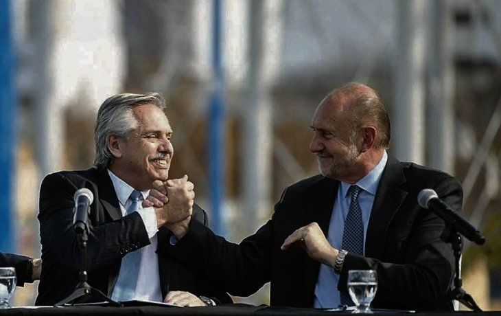 compromiso. Alberto Fernández recordó ayer en Santa Fe que el pago de la deuda fue uno de los puntos acordados con Perotti cuando ambos eran candidatos en 2019.
