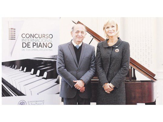 Concurso. Mauricio Guzmán y la empresaria Catalina Lonac.